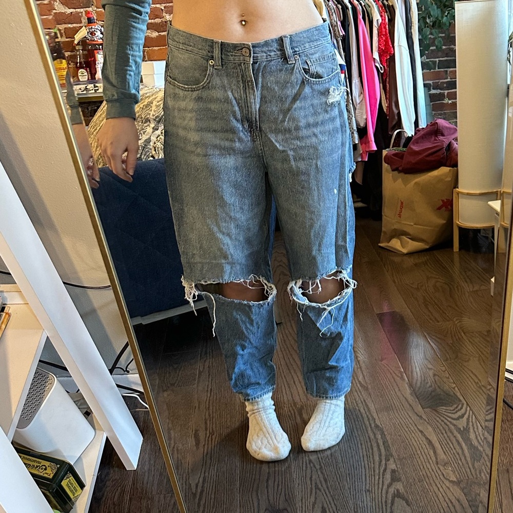 Women's Distressed Blue Jeans